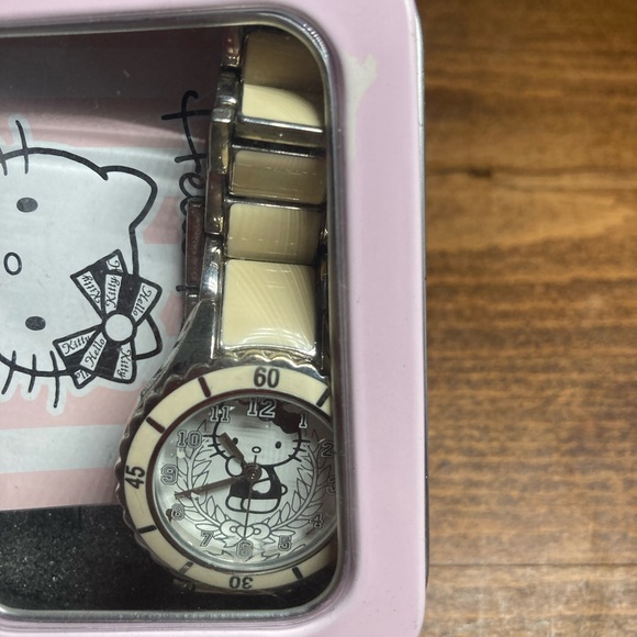 Hello Kitty Watch - Picture 7 of 7